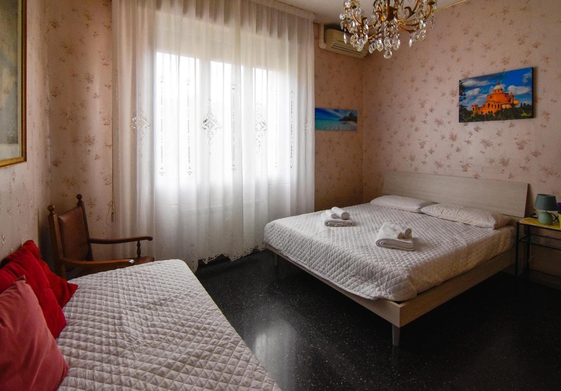 Bed And Breakfast Gaudenzi Bologna Exteriör bild